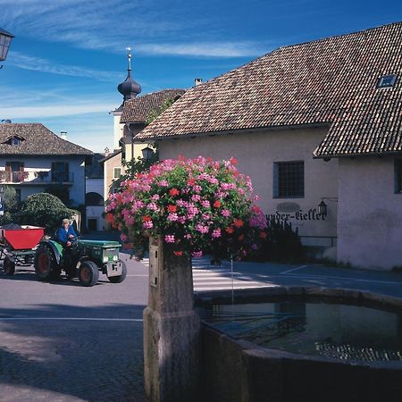Hotel Gasthof Wastl Eppan an der Weinstraße Eksteriør billede