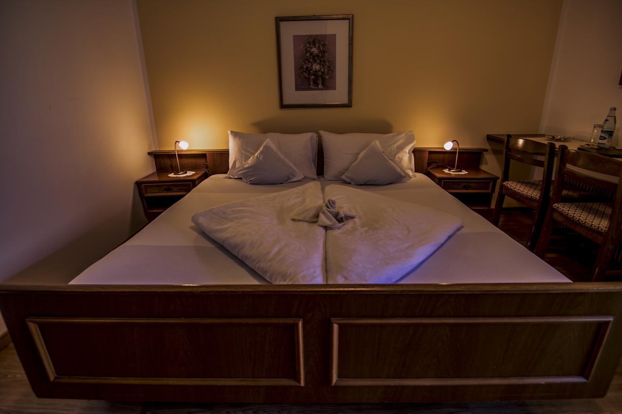Hotel Gasthof Wastl Eppan an der Weinstraße Eksteriør billede