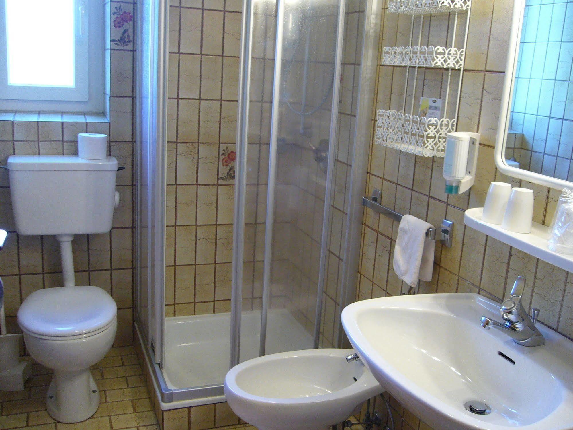 Hotel Gasthof Wastl Eppan an der Weinstraße Eksteriør billede