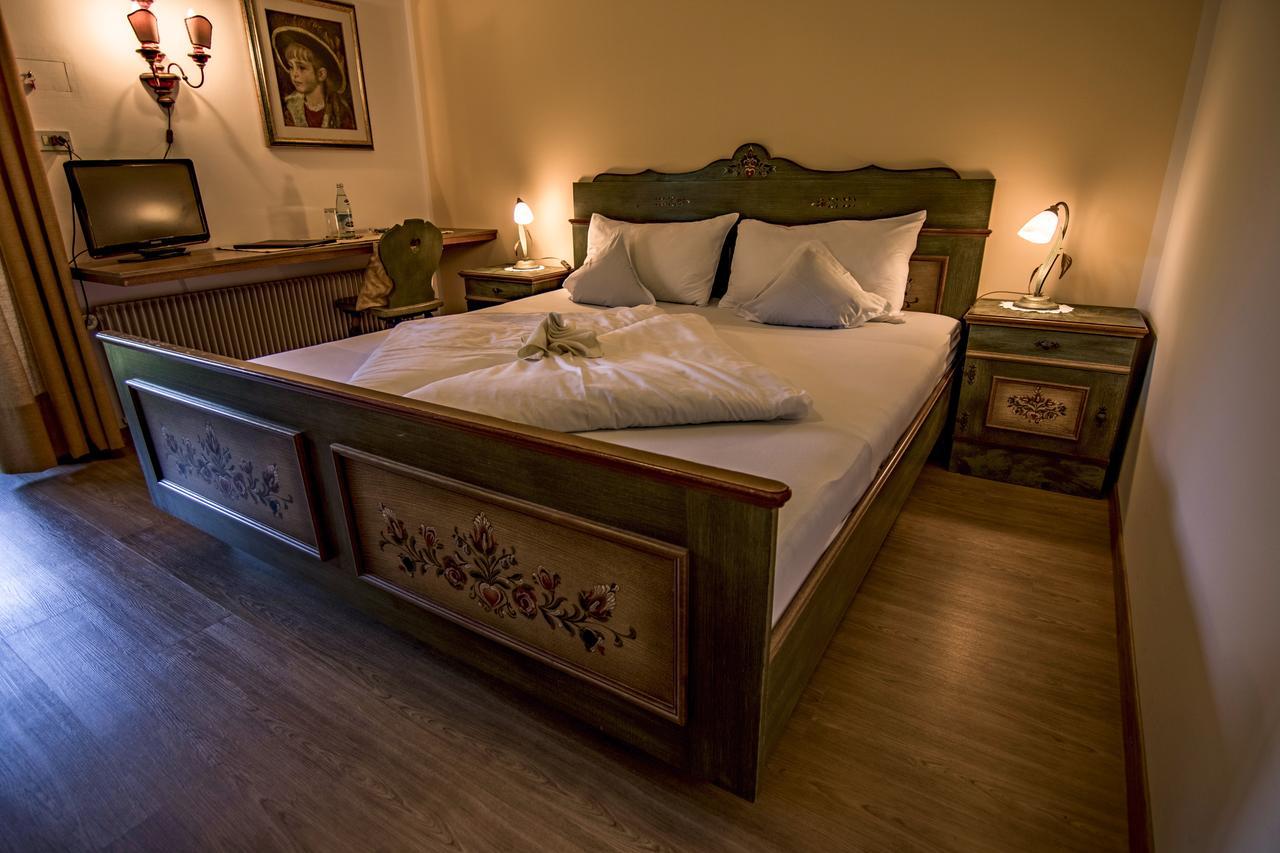 Hotel Gasthof Wastl Eppan an der Weinstraße Eksteriør billede